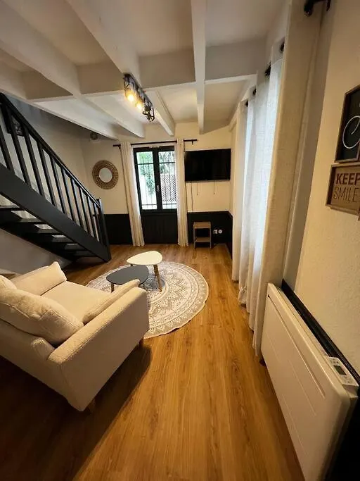 Apartment Ferienwohnung La Maison D'Helena Montauban Frankreich